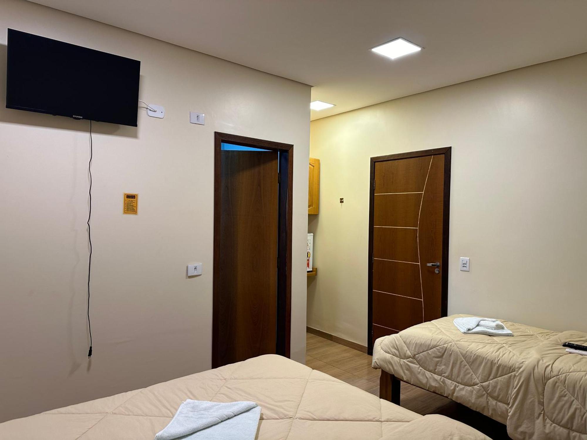 Hotel E Restaurante Na Chacara Dourados Εξωτερικό φωτογραφία